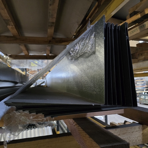 Clearance Pack 1 - 15 x Internal Corner Flashings 3m Long 195mm Wings with welted Edges 90° - Juniper Green