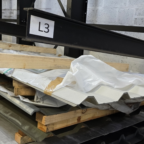 Clearance Pack 4 - 32/1000 (C) Box Profile 0.7mm Plastisol Goosewing Grey 7 @ 3.650m (41689-3)